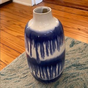 White and Blue “Upside-Down Willows” Vase
